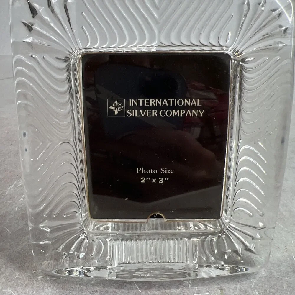 International Silver Company Crystal Picture Frame‎ 2”X 3”